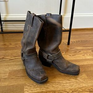 Frye Harness women’s boots